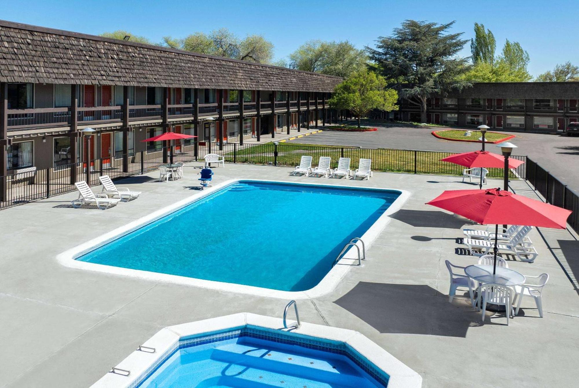 Days Inn By Wyndham Klamath Falls Zewnętrze zdjęcie